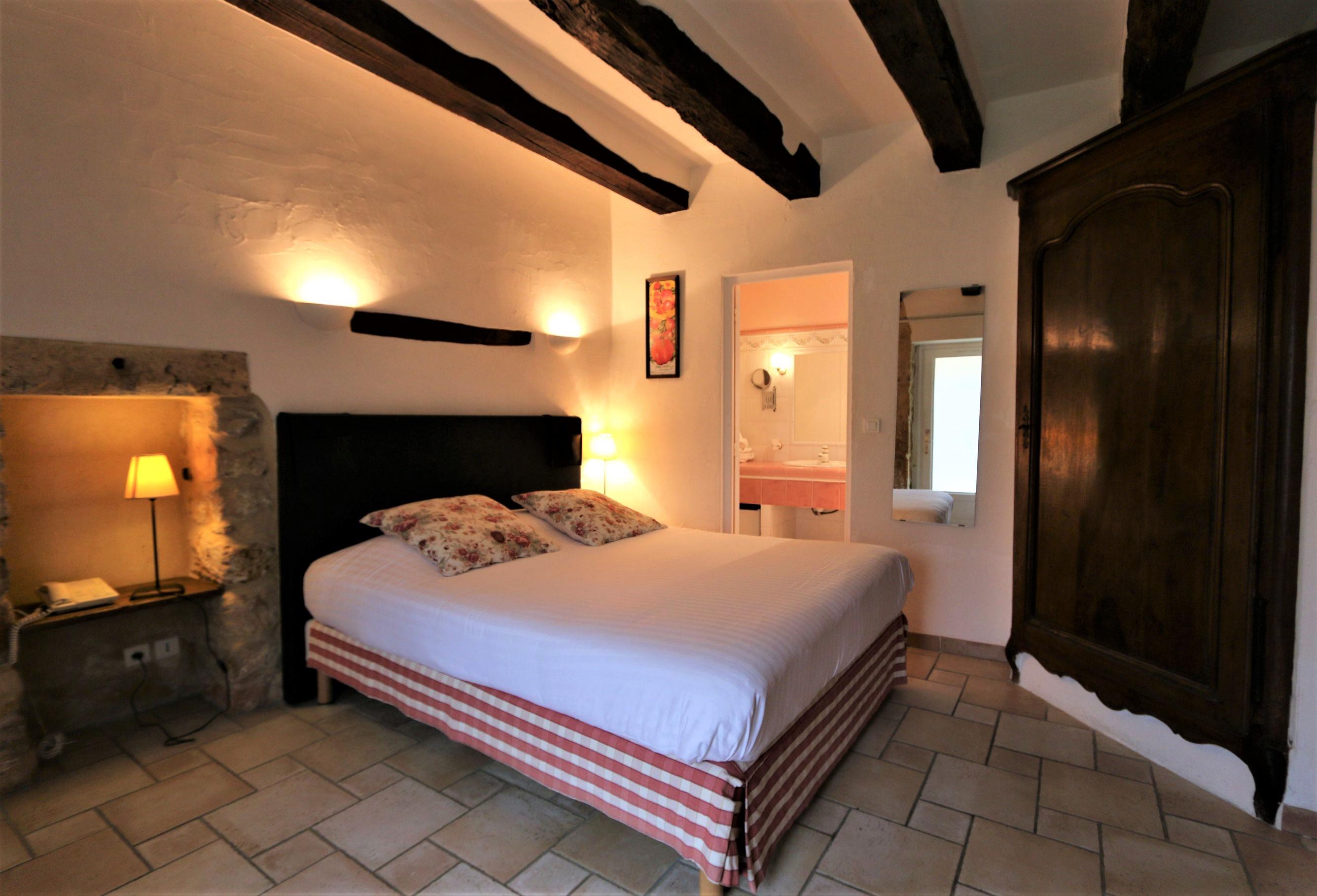 Hotel De La Ferme Lamy Meyrals Bagian luar foto
