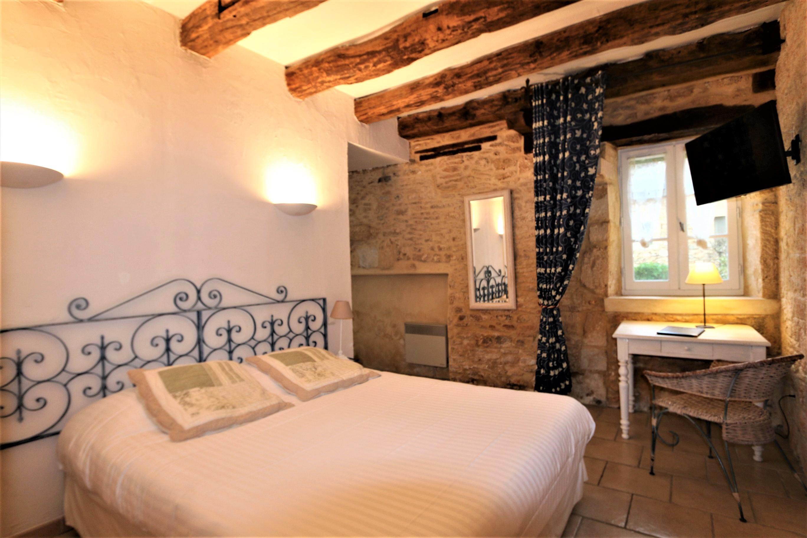 Hotel De La Ferme Lamy Meyrals Bagian luar foto
