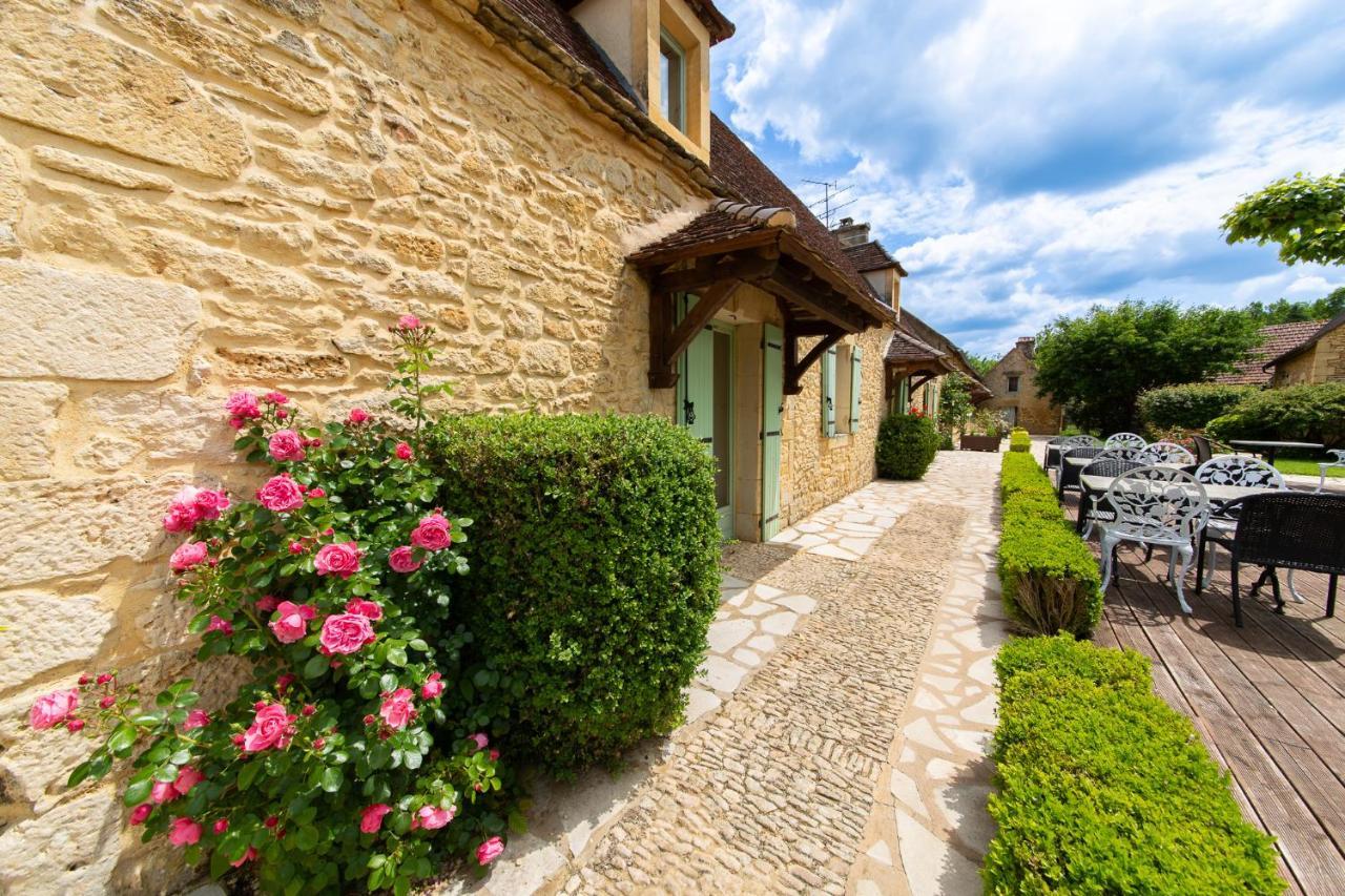 Hotel De La Ferme Lamy Meyrals Bagian luar foto