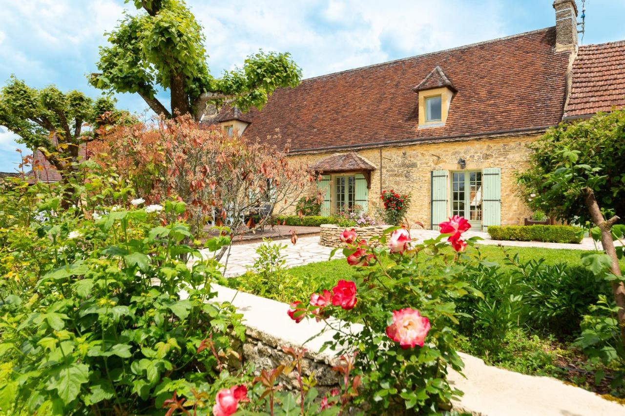 Hotel De La Ferme Lamy Meyrals Bagian luar foto